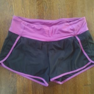 Lululemon Speed shorts size 6